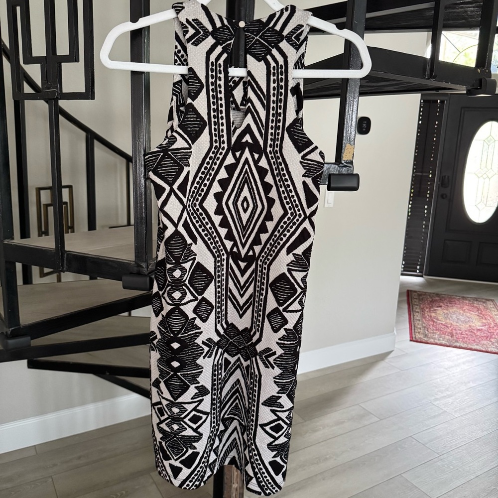 Renee C Black and White/Off White
Geometric Aztec Halter Dress